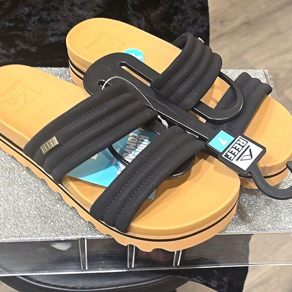 Reef Kaia 2-Bar Slide Sandals- Black - Picture 8 of 8